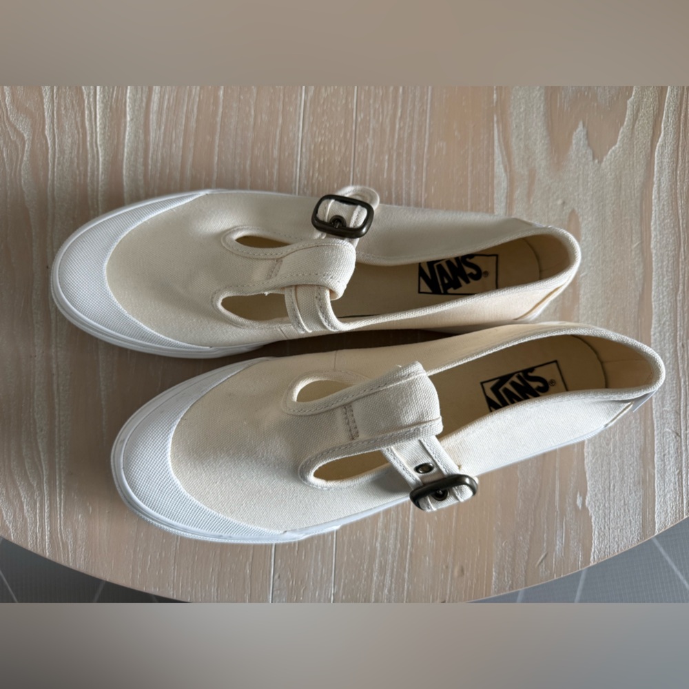 VANS|Beige cream canvas Maryjane sneakers with buckle & rubber sole•••NWOT,boho - Picture 10 of 15